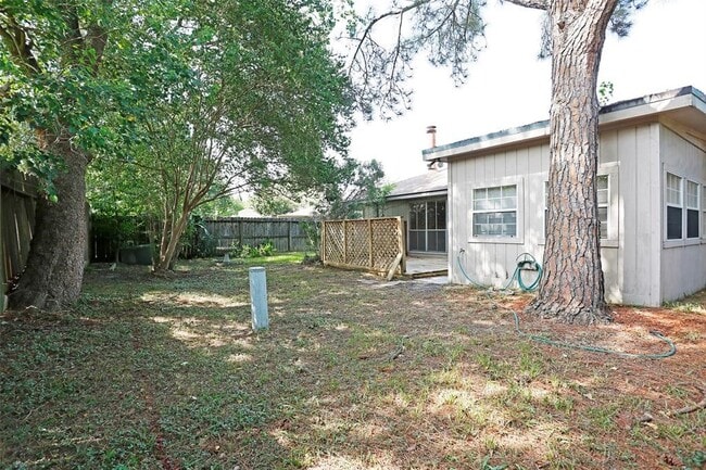 Building Photo - 1302 Silver Morning Dr