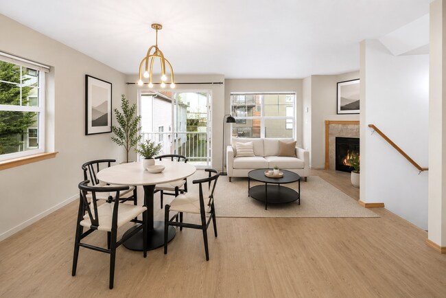 Building Photo - Beautifully Remodeled 3 Bed, 2 Bath Home in Northgate! Near Light rail, UW Medical.