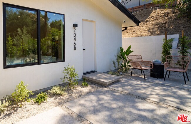Building Photo - 20466 Miranda St
