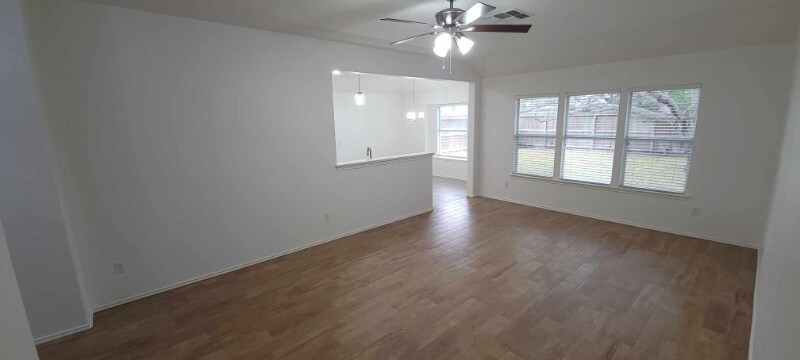 Building Photo - 1105 La Mirada St