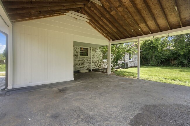 Building Photo - 4207 Glynda Dr