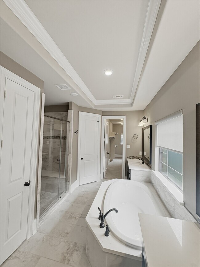 Building Photo - 10115 Cypress Path