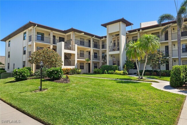 Building Photo - 12581 Kelly Sands Way