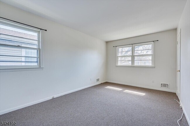 Building Photo - 0 Confidential