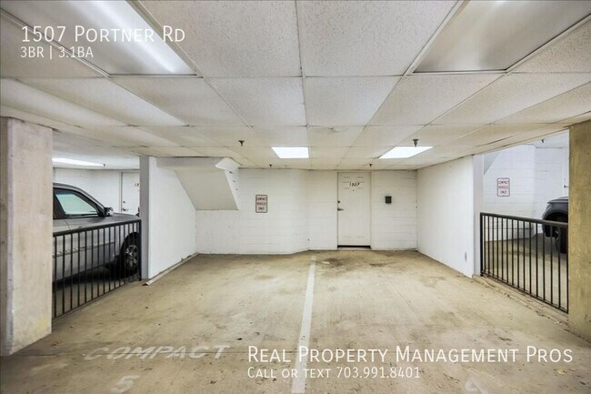 Building Photo - 1507 Portner Rd