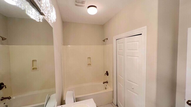 Building Photo - 4230 Jade Loop