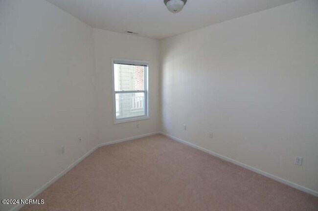 Building Photo - 1129 Turtle Creek Rd