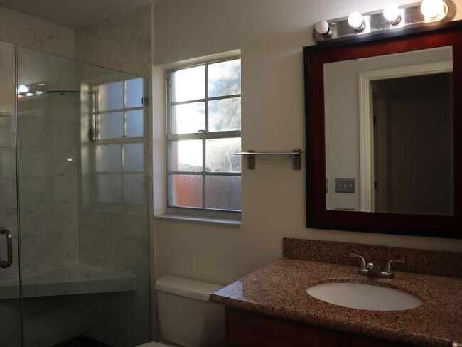 Building Photo - Great Location 3 bedroom 2 Bath 2 Car Garage Call/Text Carole Arcaro 386-216-4900 Deltona Lakes R...