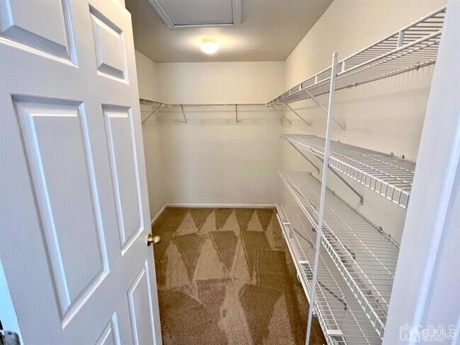 Building Photo - 504 Donato Cir