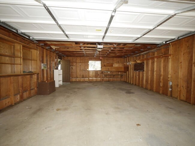 Building Photo - 11108 Clinton Bar Rd