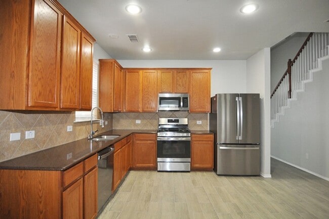 Building Photo - 9020 Brook Hill Ln