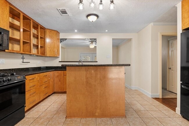 Building Photo - 4007 Markley St