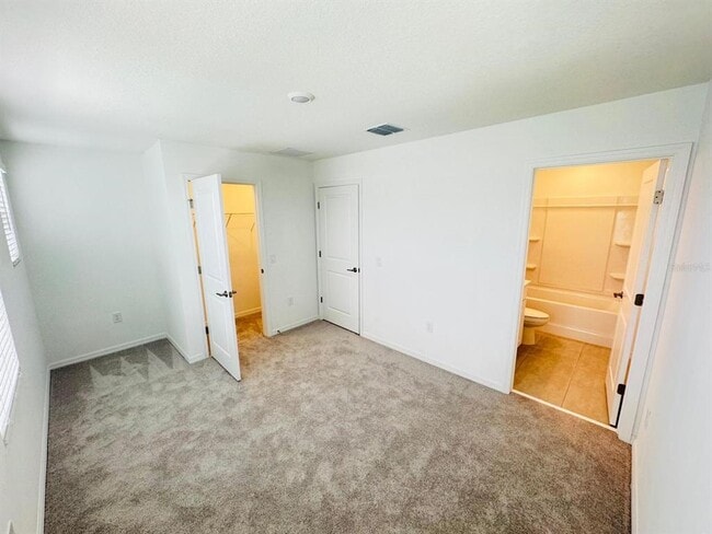 Building Photo - 3140 Skyline Lp