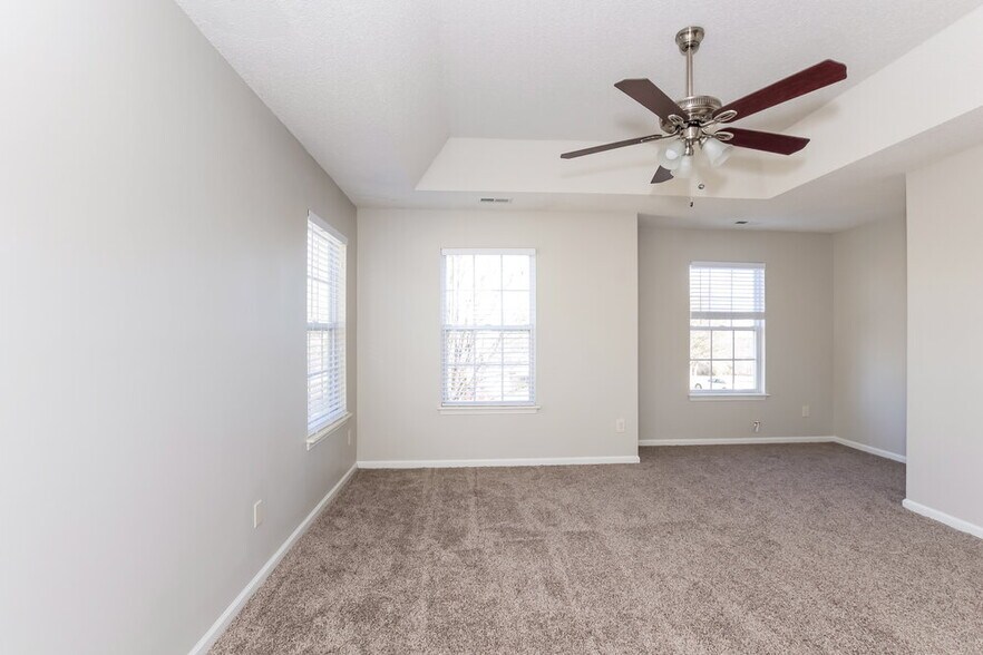 Building Photo - 12024 Brownestone View Dr