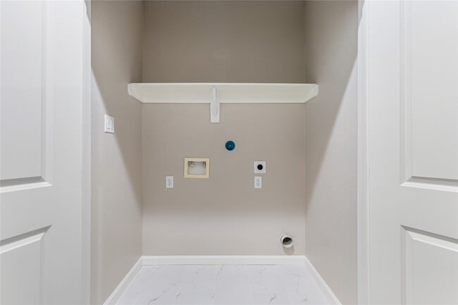 Building Photo - 1319 E 35th St