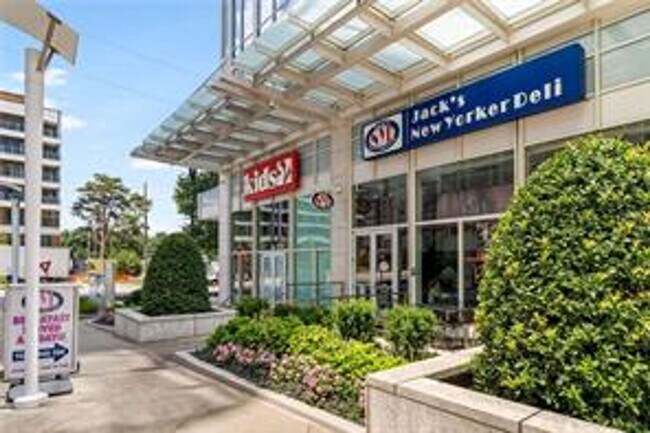 Building Photo - Furnished Luxury Buckhead Condo - Walk to EVERYTHING