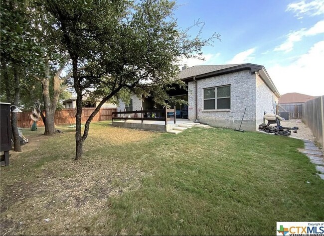 Building Photo - 3404 Braford Dr