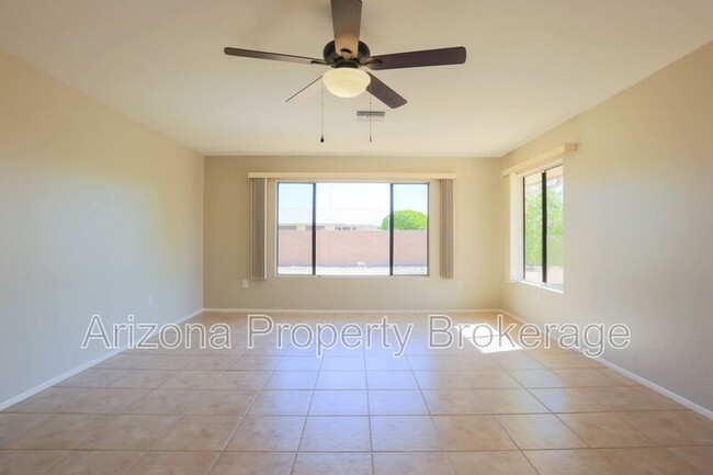Building Photo - 14126 W Pennystone Dr