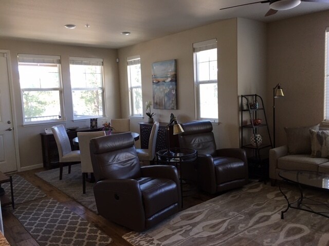 Building Photo - Lake View Resort Style Condo with Garage a...