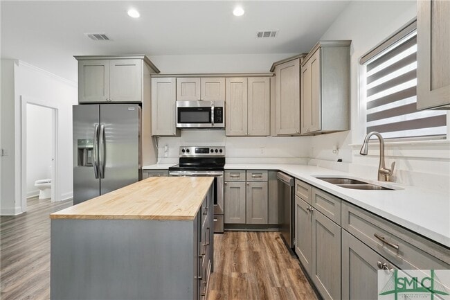 Building Photo - 1634 Ashantilly Dr