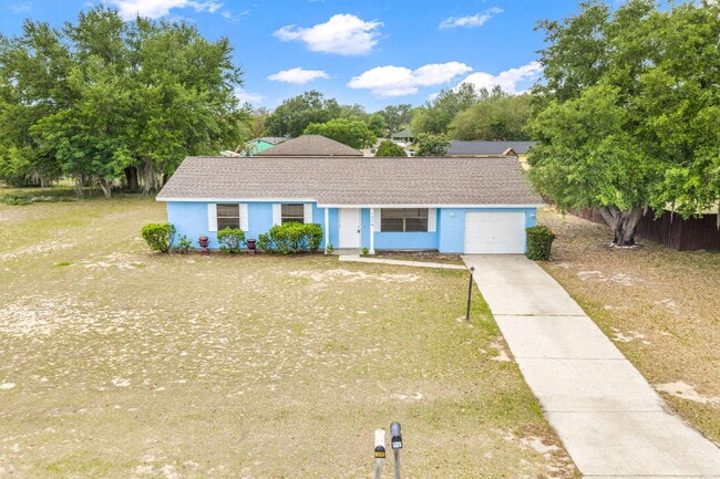 Building Photo - Recently updated 3BR, 2BA in The Shores