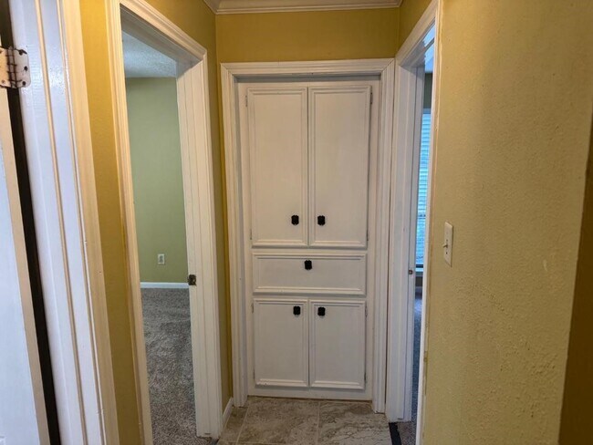 Building Photo - 15111 Paso Real Dr