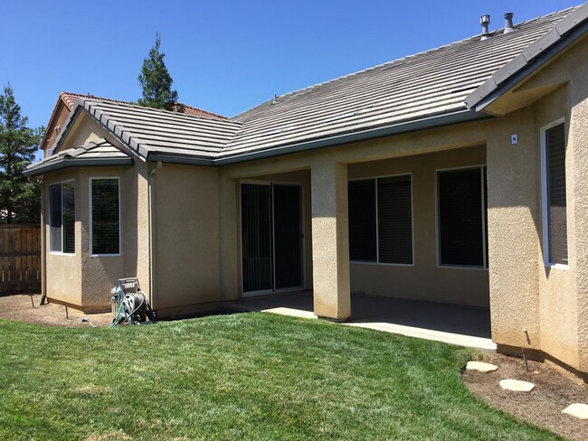 Building Photo - Welcome to Harlan Ranch!!!