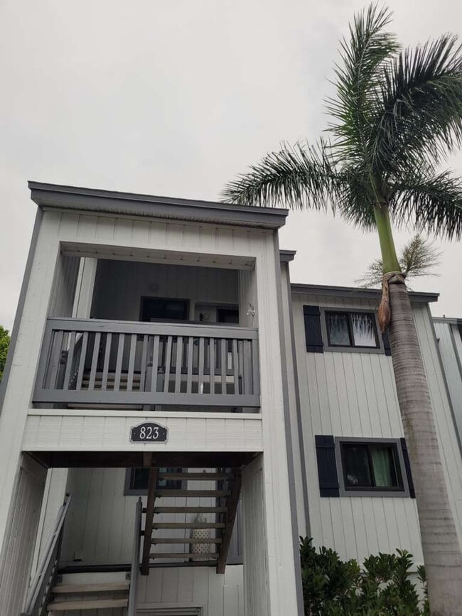 Building Photo - 903 Bahia Del Sol Dr