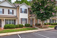 Building Photo - 32 Nandina Dr