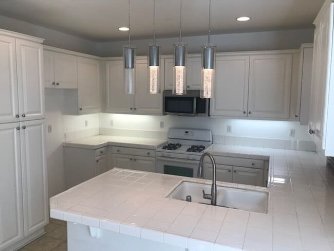 Building Photo - ***$300 OFF your first month rent*** Gated Community & Ready for you to call this beauty Home!