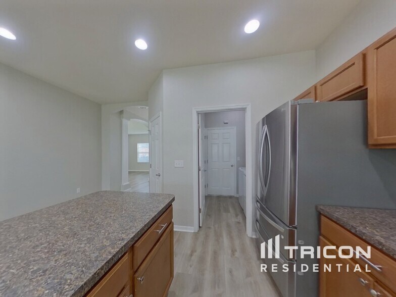 Building Photo - 3612 Bristol Cove Ln