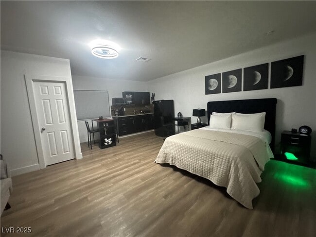 Building Photo - 5372 Princess Jean St