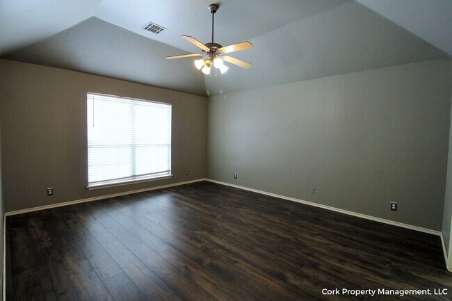 Building Photo - 2808 Stonebrook Rd