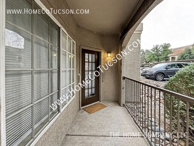 Building Photo - 1500 E Pusch Wilderness Dr