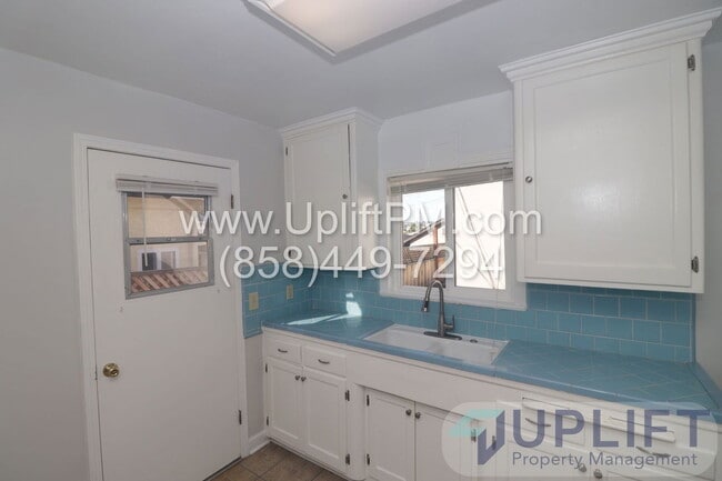 Building Photo - 4120 Gamma St