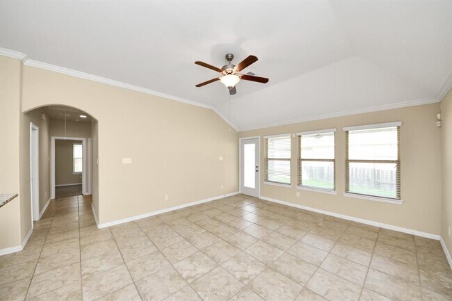 Building Photo - 2439 Dark Elm Dr