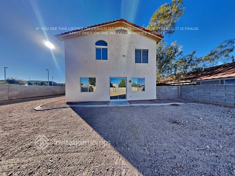 Building Photo - 9496 Santa Fe Rose St