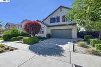 Building Photo - 18517 Admiral Way