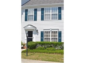 Building Photo - 9902 Magnolia Pointe Ct