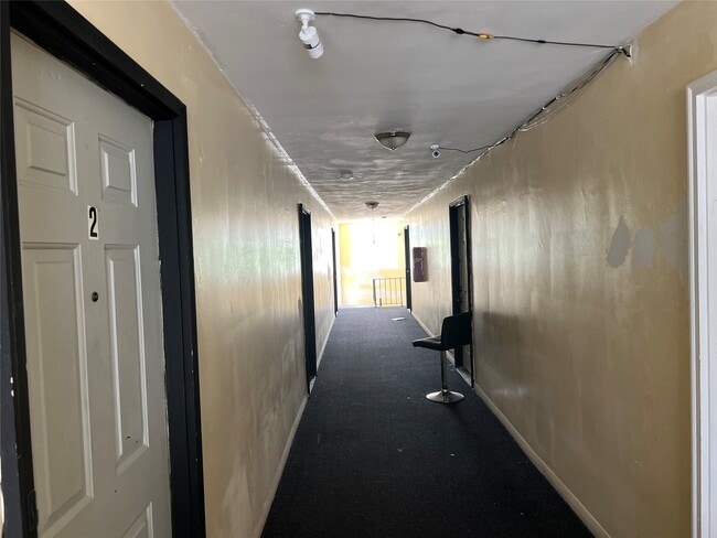 Building Photo - 134 W Main St