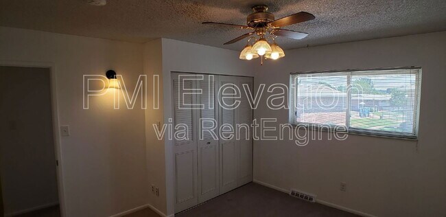 Building Photo - 9025 Mansfield Ave