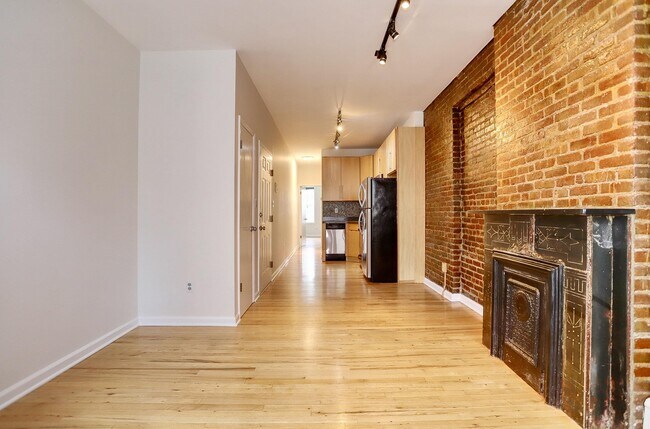 Building Photo - 218 Jefferson St
