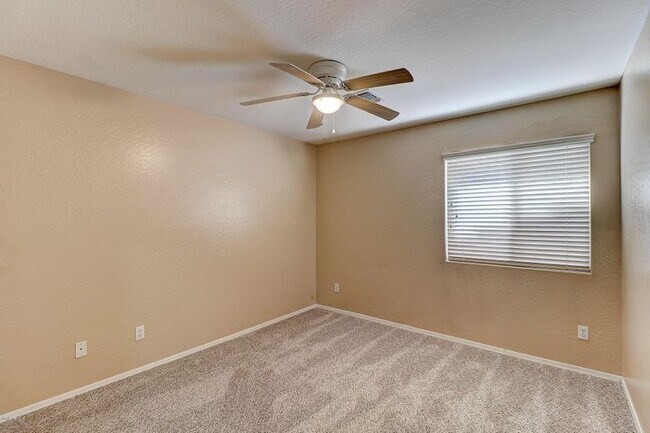 Building Photo - 6932 S Morning Dew Ln