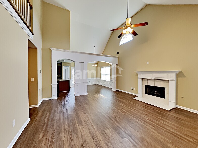 Building Photo - 1298 Tumblerock Ct