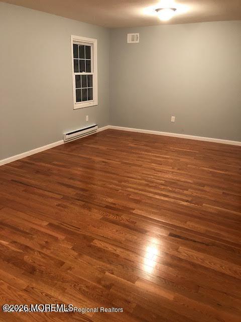 Building Photo - 140 Parkway Dr