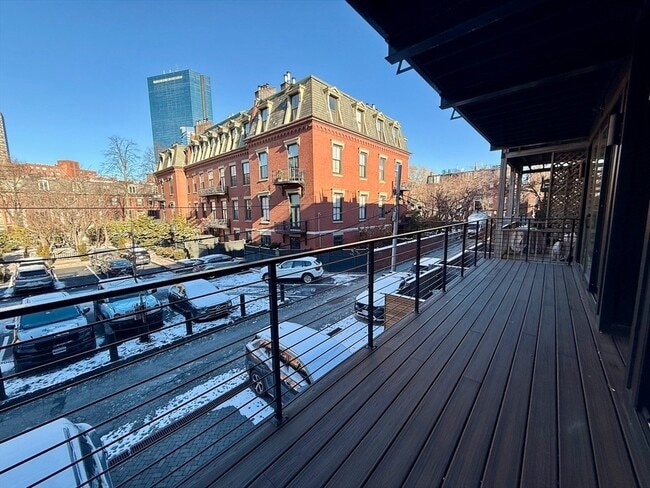 Building Photo - 143 Warren Ave