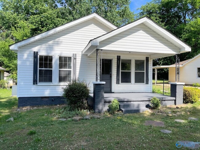 Primary Photo - 2508 Virginia Blvd NW