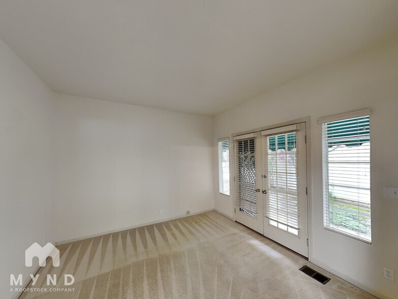 Building Photo - 2795 Cherry Hills Dr