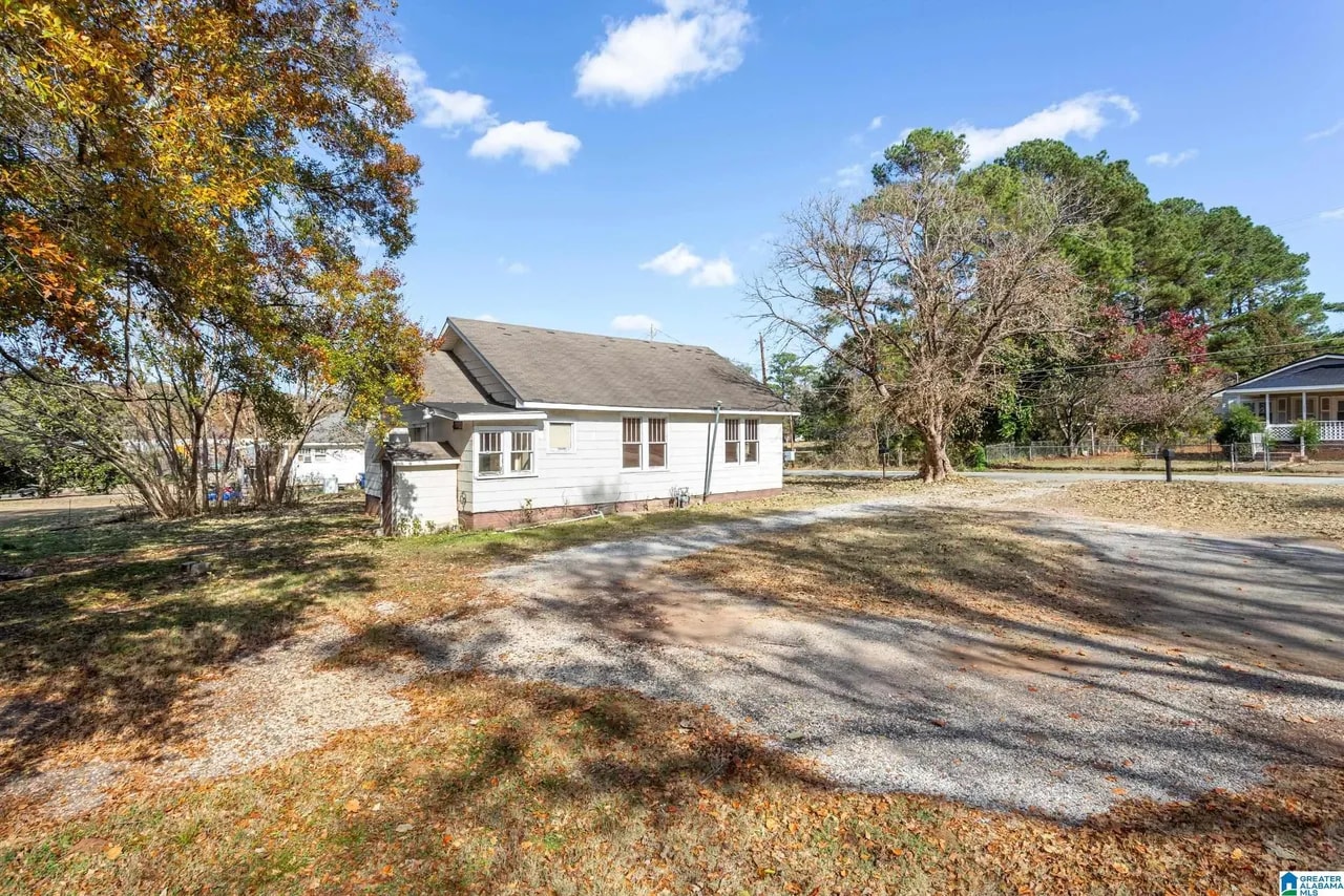 Building Photo - 164 Virginia Ave N