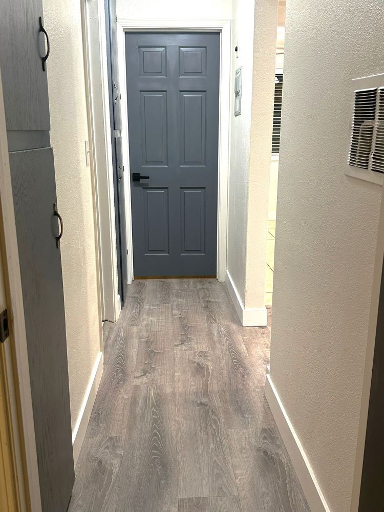 Hall Way - 2302 W Roberta Ave